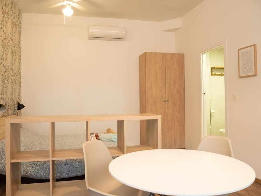 Ferienwohnung Fantastico Estudio En Pleno Centro De Granada Exterior foto